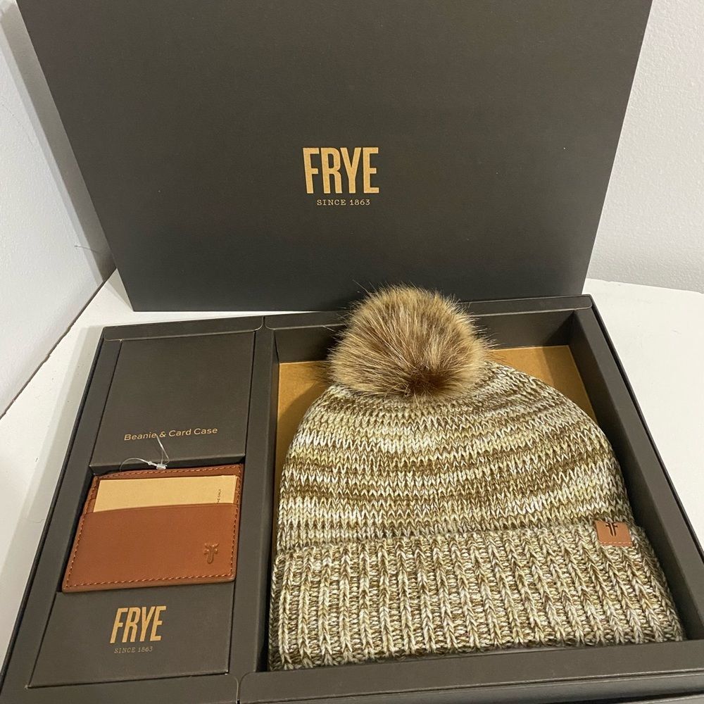 Frye Gift Set